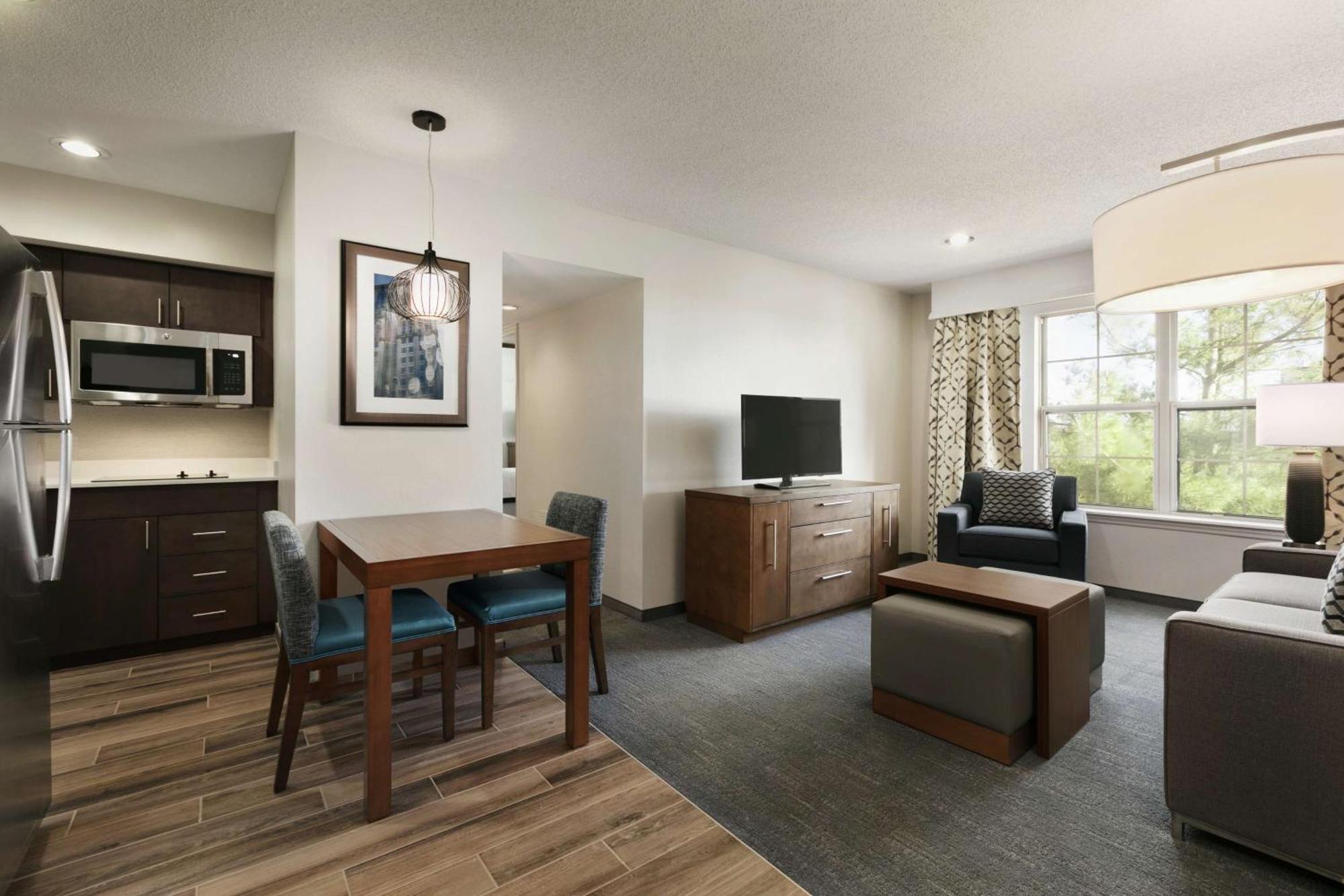 Homewood Suites By Hilton Kansas City Airport Zewnętrze zdjęcie